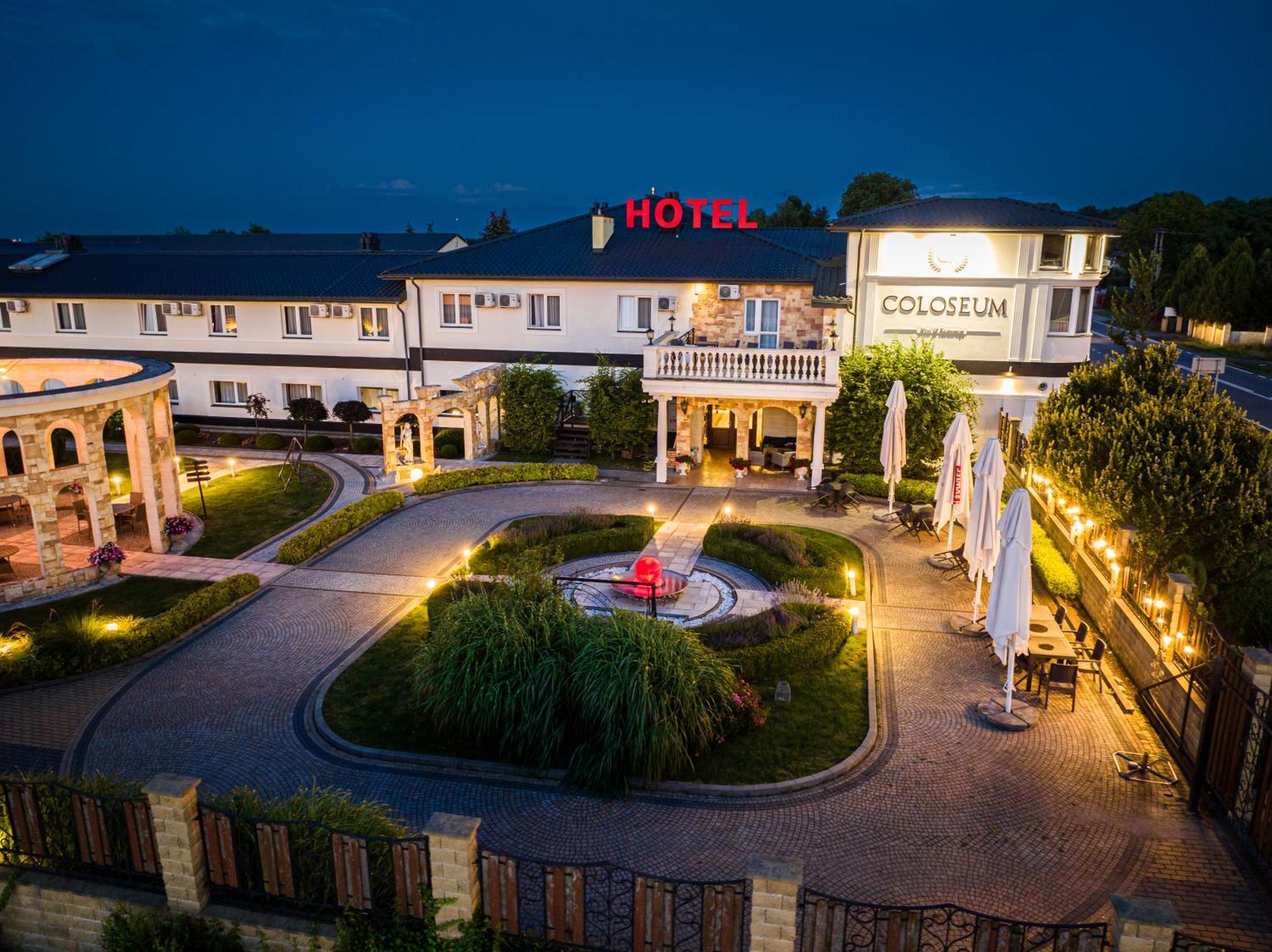 Jarosław Hotel Coloseum מראה חיצוני תמונה